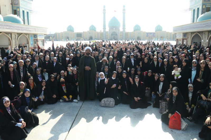 برگزاری اردوی هزارنفره  "ویژه دختران جوان و نوجوان اصفهانی"/اینجا دختران میدان‌دار عرصه فرهنگی اند