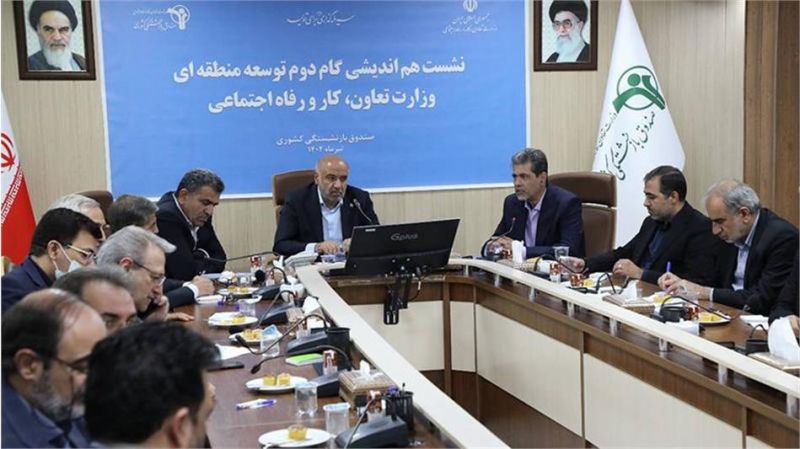 ضرورت تقویت بنادر خشک و انتقال بار به داخل سرزمین برای کاهش هزینه&zwnj;های ترخیص و رونق مناطق کمتر توسعه&zwnj;یافته