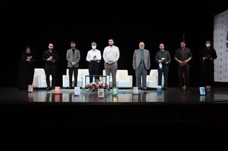  گزارش مشروح اختتامیه نخستین جایزه کتاب &laquo;روایت پیشرفت&raquo;/ برگزیدگان معرفی شدند