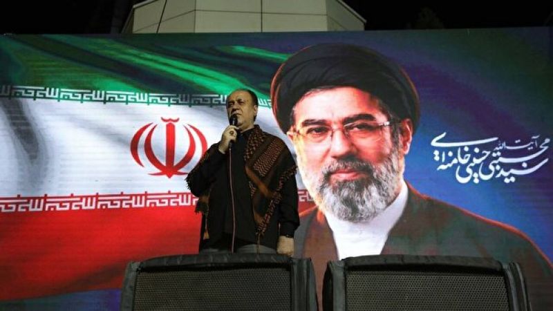  حاجی بابایی: مذاکره به معنای معامله، خیانت است