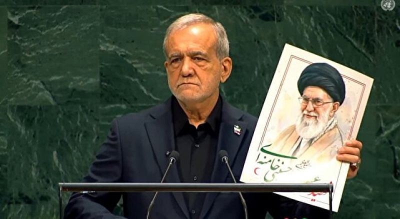 بمب اتم در اسرائیل است اما بازرسان به ایران می&zwnj;آیند/ ترامپ بداند که ما در برابر زور سر خم نمی&zwnj;کنیم 