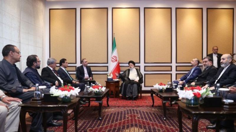 پاکستان علاقه‌مند و نیازمند به گسترش همکاری‌ها با ایران است 