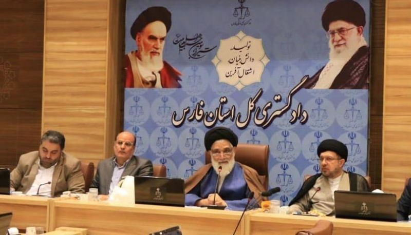 تخریب شخصیتها و چهرههای انقلابی راهبرد نفاق است/ چشم و گوش همه باید نسبت به جریان نفاق باز باشد/ جریان نفاق میخواهد قضات مستقل را زیر سوال ببرد