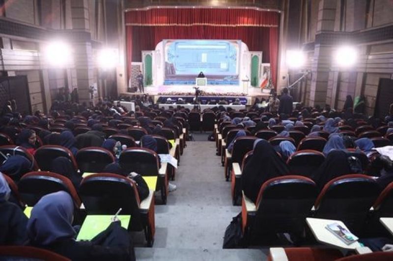 صبح فردا؛ مراسم اختتامیه مسابقات قرآن کریم در بخش معارفی/ابتکارِ حضور طلاب جامعه المصطفی در بخش بین المللی مسابقات