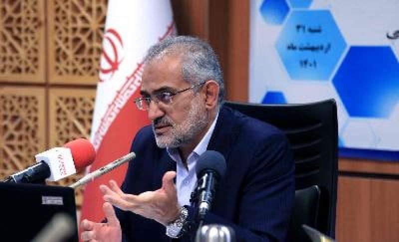 از دانشگاه ها انتظار می رود، تحولات را رصد کنند و به مسئولان هشدار بدهند