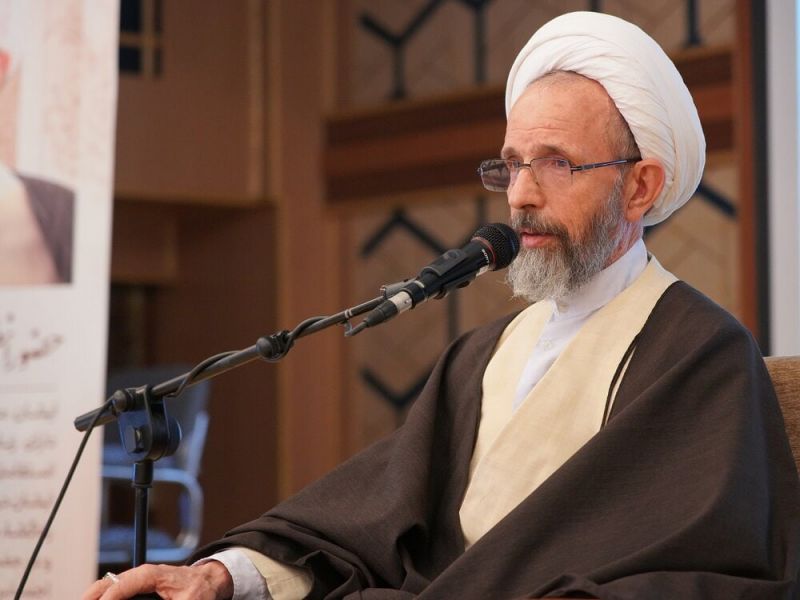  هشدار آیت&zwnj;الله رجبی درباره دو تهدید حیاتی نظام: تهاجم بیرونی و تفرقه درونی/ وحدت؛ نعمت بزرگ الهی که اقتدار جامعه اسلامی را تضمین می&zwnj;کند