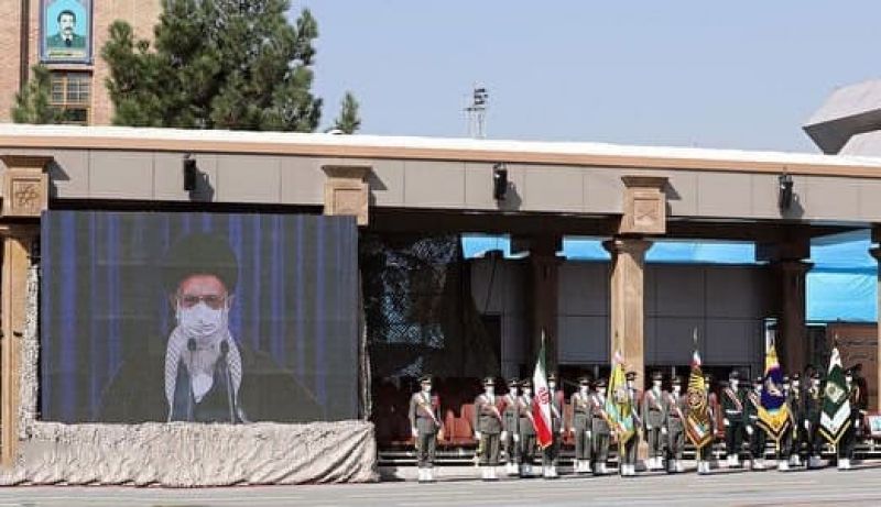  ارتباط تصویری فرمانده کل قوا با مراسم مشترک دانش&zwnj;آموختگی دانشجویان دانشگاه&zwnj;های افسری نیرو&zwnj;های مسلح