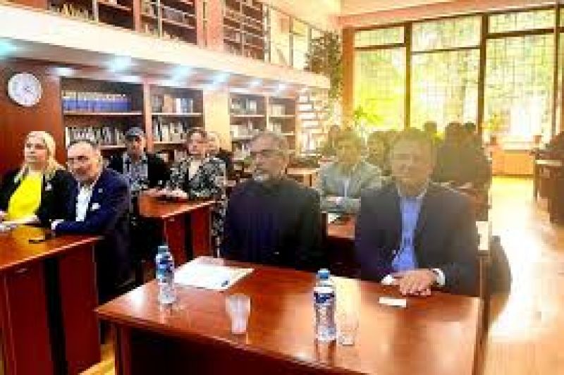 زبان فارسی پیوندهای فرهنگی میان ایران و گرجستان را تقویت میکند