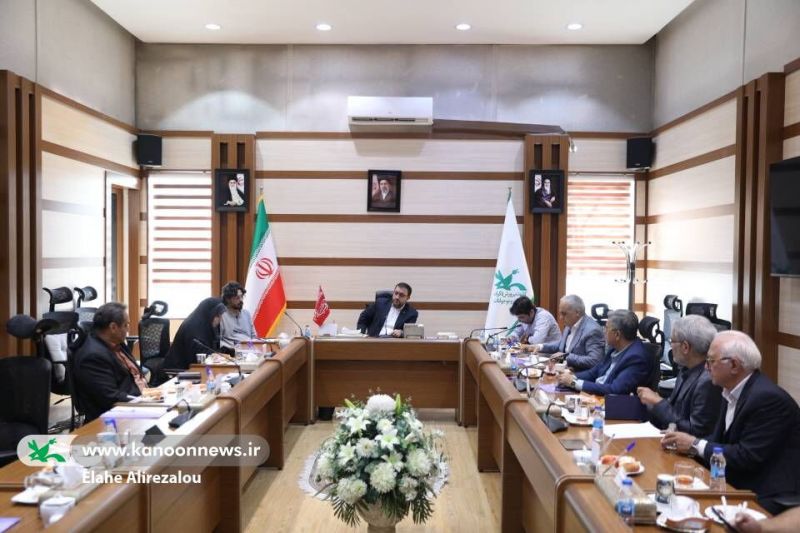 تأکید بر آموزش، استانداردسازی و تعریف مشترک صنایع خلاق در نشست شورای نظارت بر اسباب&zwnj;بازی