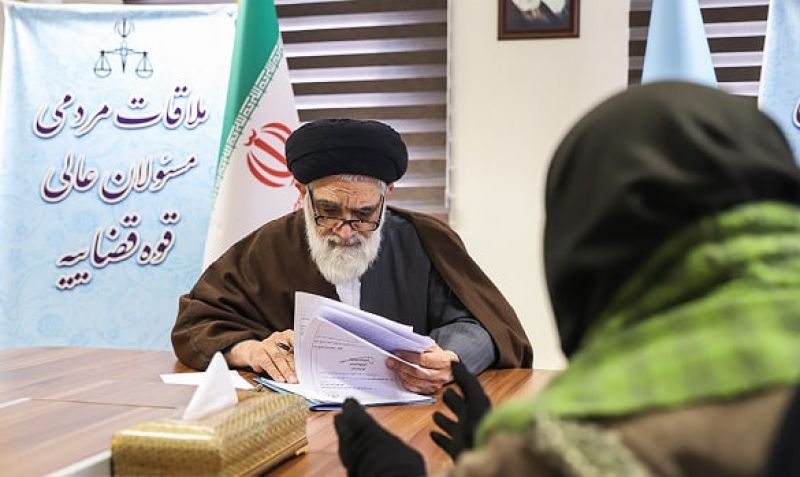ملاقات مردمی رئیس دیوان عالی کشور در دادگستری استان گیلان برگزار شد / بیش از 20 پرونده قضایی بررسی شد