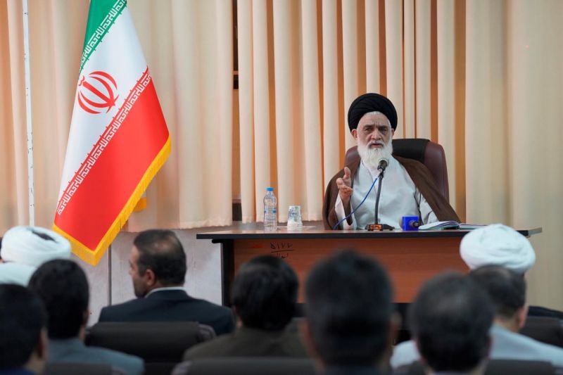 حضور هیأت نظارت دیوان عالی کشور برای انجام بازدیدهای دوره ای در استان گیلان/ نظارت دقیق دادگاه های تجدیدنظر استان گیلان بر احکام دادگاه های بدوی / مرتضوی مقدم: هدف ما در نظارت مچ گیری نیست/ حمایت از قضات خطرپذیر دستگاه قضایی