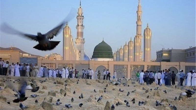 عزاداری شیعیان برای امام حسین (ع) در قبرستان بقیع