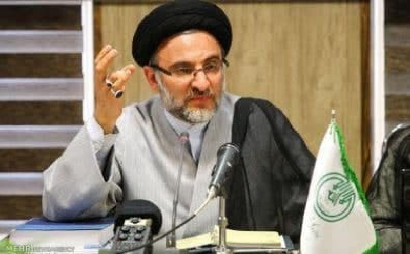 بقاع متبرکه باید پرچمدار انقلاب اسلامی باشند/لزوم سوق دادن هیئات شاخص بهسمت دوهزار بقعه شاخص