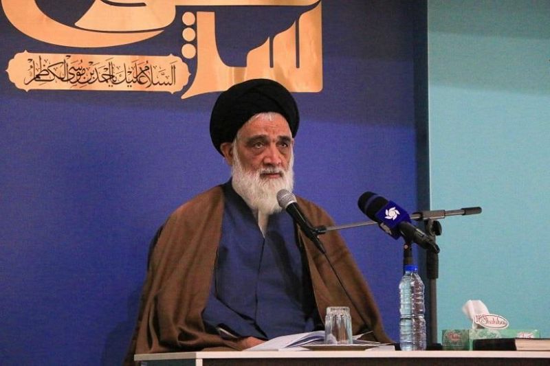 اهمیت صلح و سازش در کاهش فشار کار قضایی / با پیش قدمی یک مصلح کار بدون هزینه و وقت کمتری انجام میشود/ پروندههای اختلافات خانوادگی و طلاق از آثار عدم تواصی به حق است