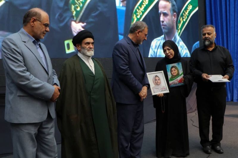 دهمین کنگره ملی شعر ایثار با معرفی برگزیدگان به کار خود پایان داد
