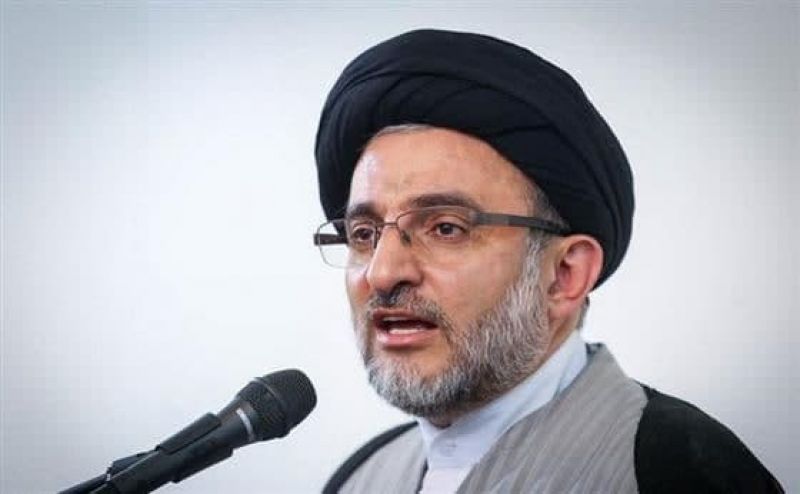  جامعه اسلامی پویا و بالنده در سایه&zwnj;سار تعالیم قرآن کریم راه سعادت را طی می&zwnj;کند/قرآن پیشوای هدایتگر است