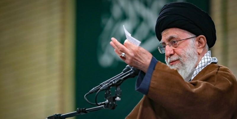 رهبر انقلاب: بعضی اول انقلاب سوپرانقلابی بودند اما نتوانستند در مسیر بمانند