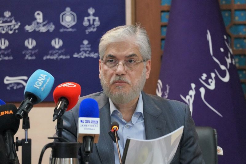 وزیر علوم: ساخت خوابگاههای متأهلی مهمترین گام برای ترویج ازدواج دانشجویی است