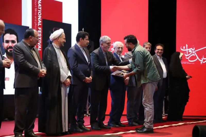  روستا باید از حاشیه به متن زندگی ایرانی بازگردد