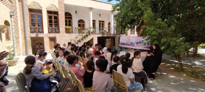 عمارت دبیرالملک؛ میزبان جشن هفته وحدت