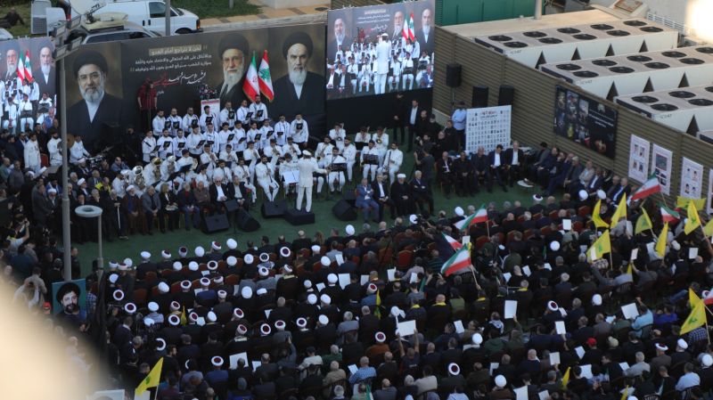 امام خامنهای عمر پربرکت خود را در مسیر خدمت به اسلام سپری کرد