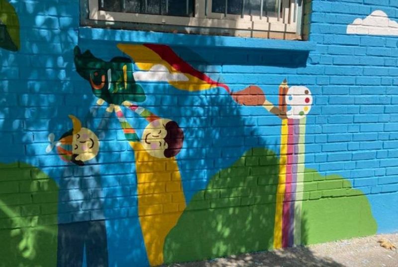 ۱۵ هزار مترمربع طرح هنری بر دیوارهای مدارس منطقه ۲ نقش&zwnj;بست