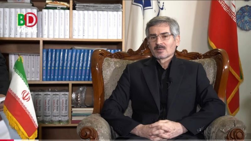 ملت ایران برای دفاع از انقلاب اسلامی در خیابانها حماسهسازی میکنند