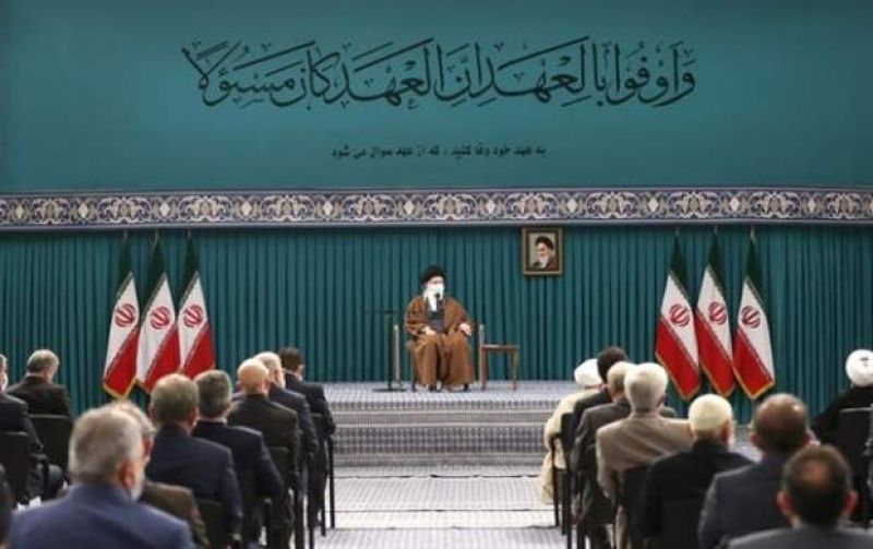 مسئولان در برنامهریزیها مطلقاً معطل مذاکرات هستهای نشوند /دیپلماسی کشور در جهت خوبی حرکت میکند/ مذاکرهکنندگان انقلابی، مؤمن و پر جدّ و جهدند/ آمریکا در بنبست برجام گیر کرده است/ نصیحت رهبرانقلاب به سعودی
