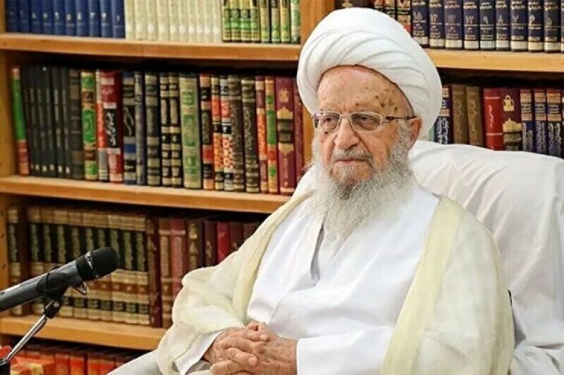 ملت ایران و جهان اسلام، منتقم خون رهبر شهید انقلاب هستند