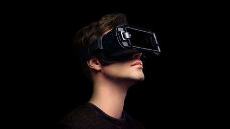 عینک&zwnj;های VR و AR به آموزش&zwnj;های همگانی هلال&zwnj;احمر می&zwnj;آیند